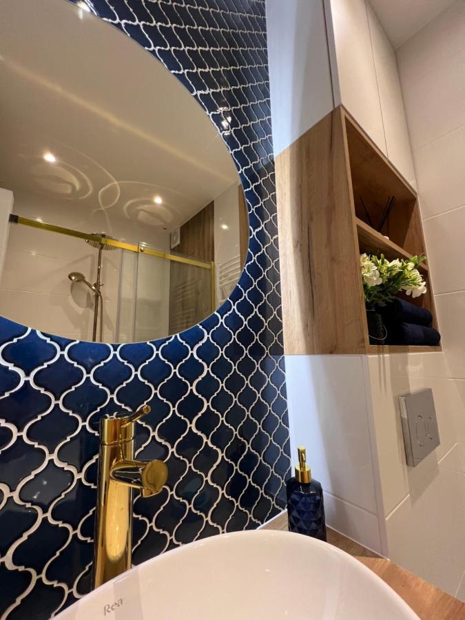 B&W Luxurious Apartment In The Heart Of Βρότσλαβ Εξωτερικό φωτογραφία