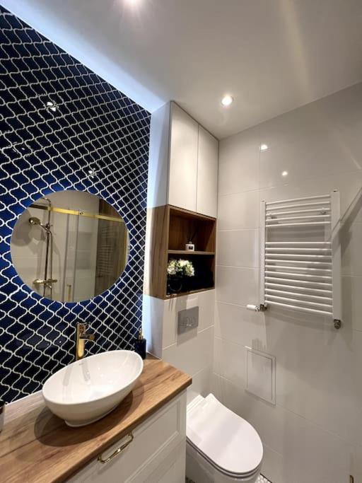 B&W Luxurious Apartment In The Heart Of Βρότσλαβ Εξωτερικό φωτογραφία